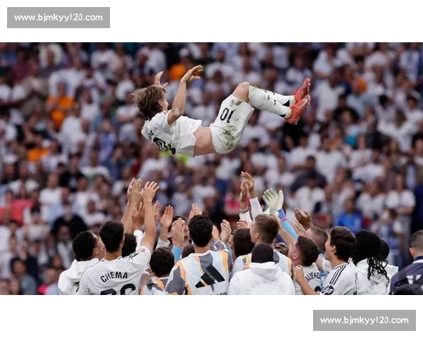 皇马血洗巴萨5比1逆袭胜利 曼德拉传世战役再现经典